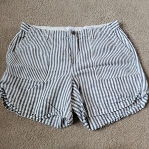 Gap Striped Shorts. Girlfriend Chino